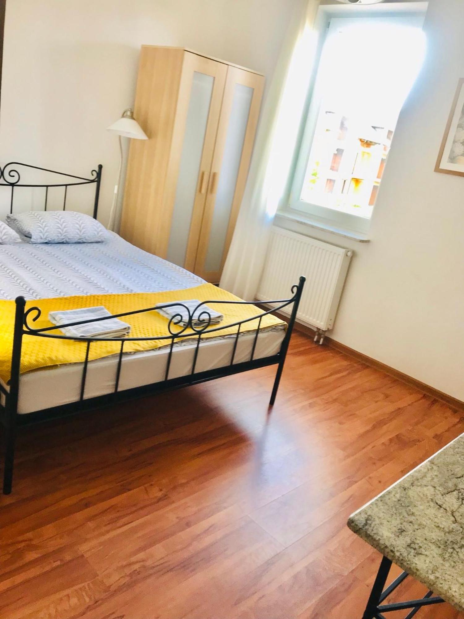 Julus Villa Леба Екстериор снимка